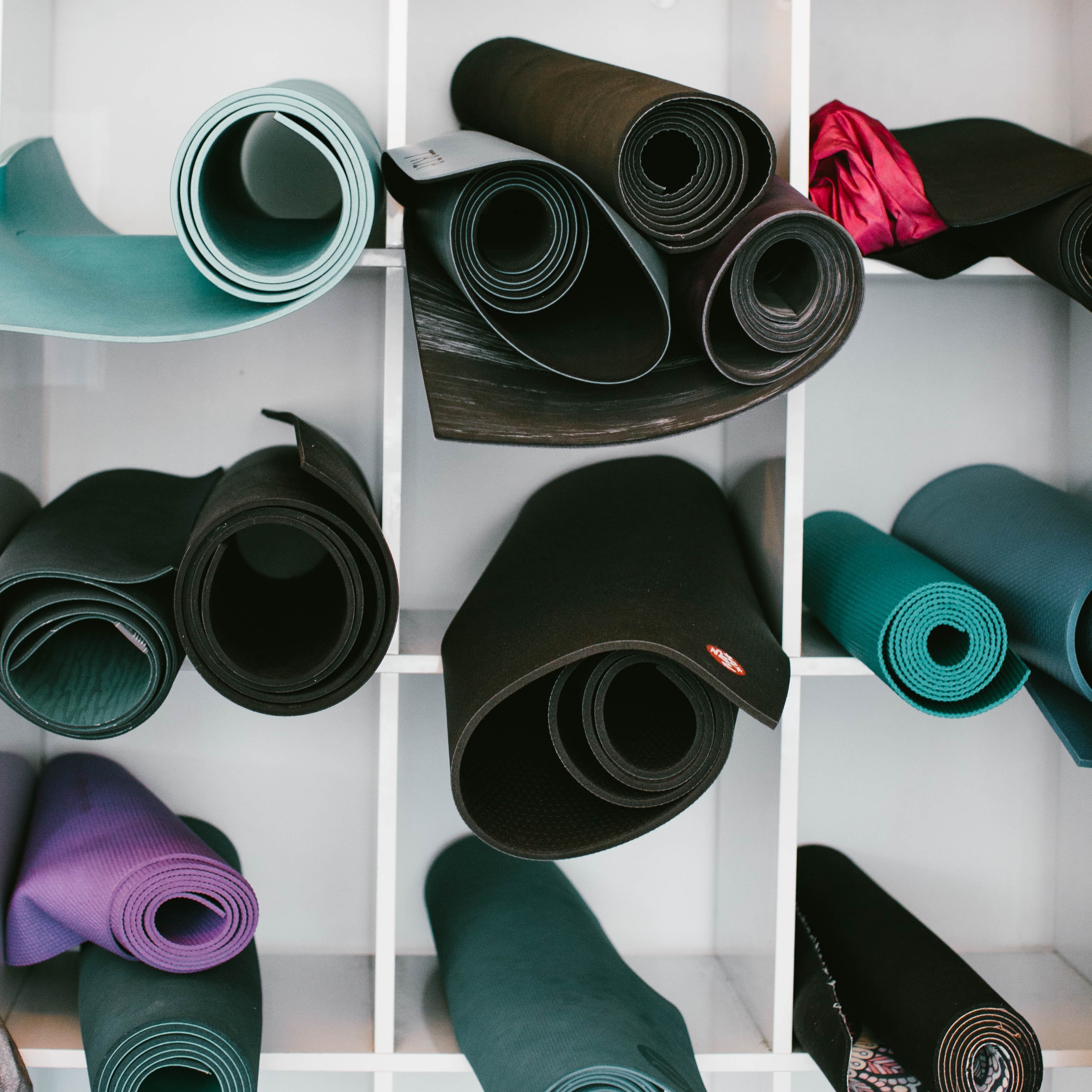 diffrent types of yoga mats